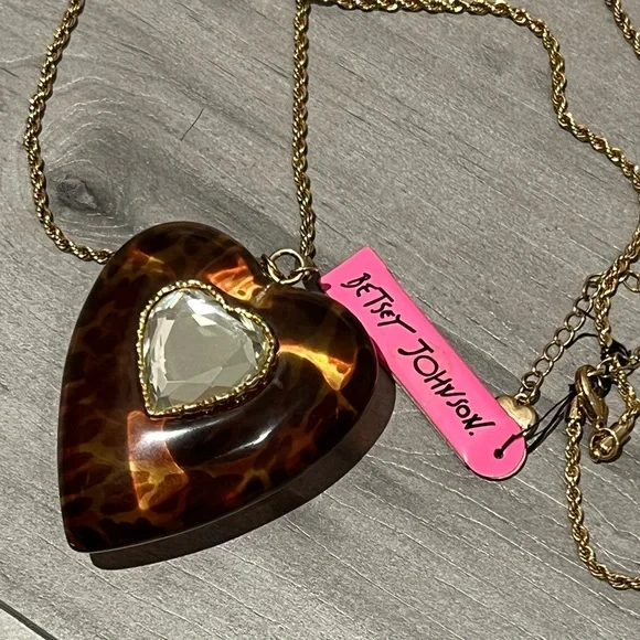 Betsey Johnson Huge Lucite Leopard Mirror Heart Necklace - Picture 3 of 6